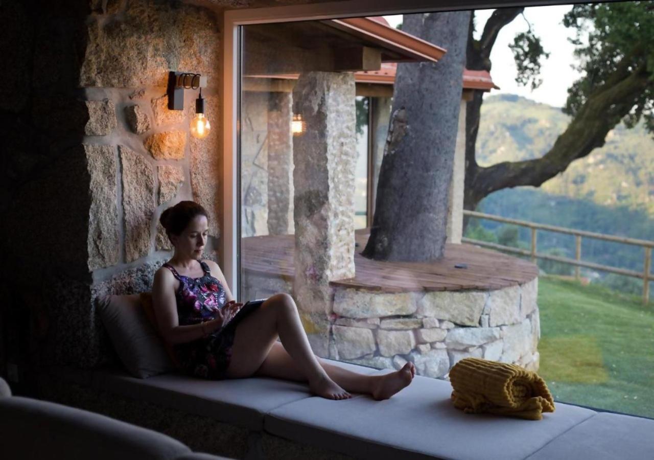 セロリコ・デ・バスト Casa Do Sobreiro Casas De Bastoヴィラ エクステリア 写真