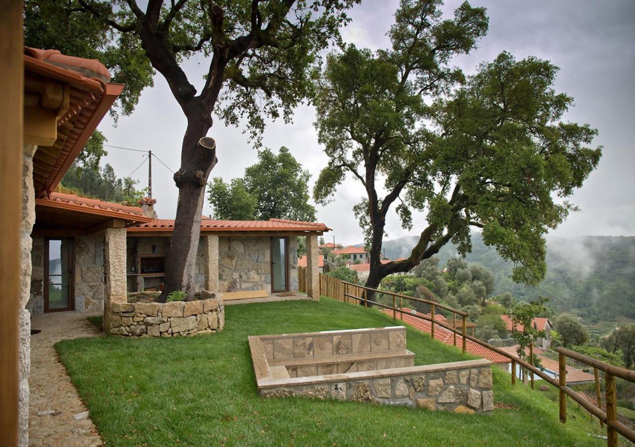 セロリコ・デ・バスト Casa Do Sobreiro Casas De Bastoヴィラ エクステリア 写真