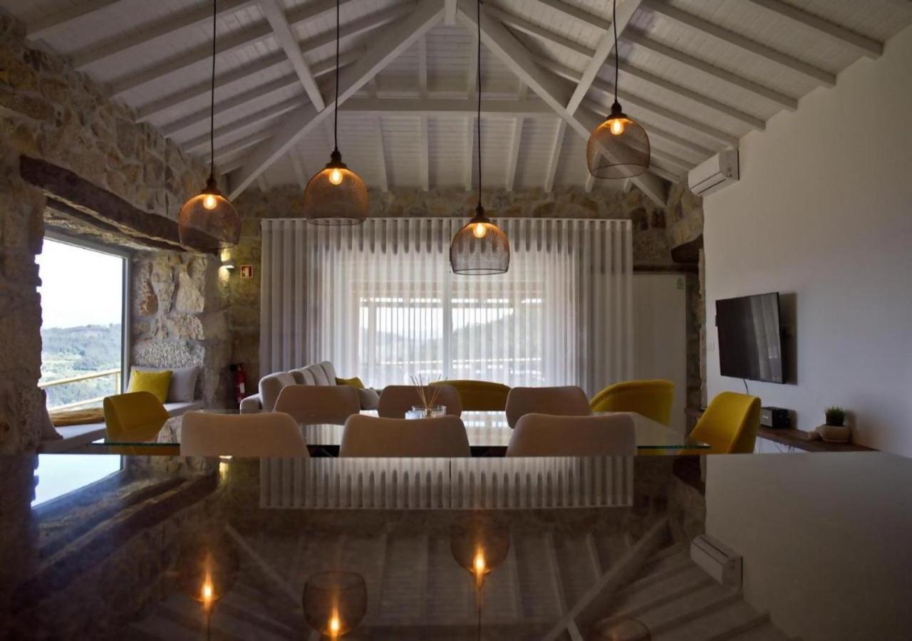 セロリコ・デ・バスト Casa Do Sobreiro Casas De Bastoヴィラ エクステリア 写真